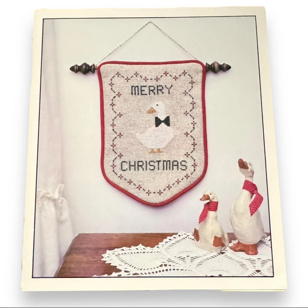 The Merry Christmas  Goose Blue Ridge Needleworks Cross Stitch Pattern Mini Card